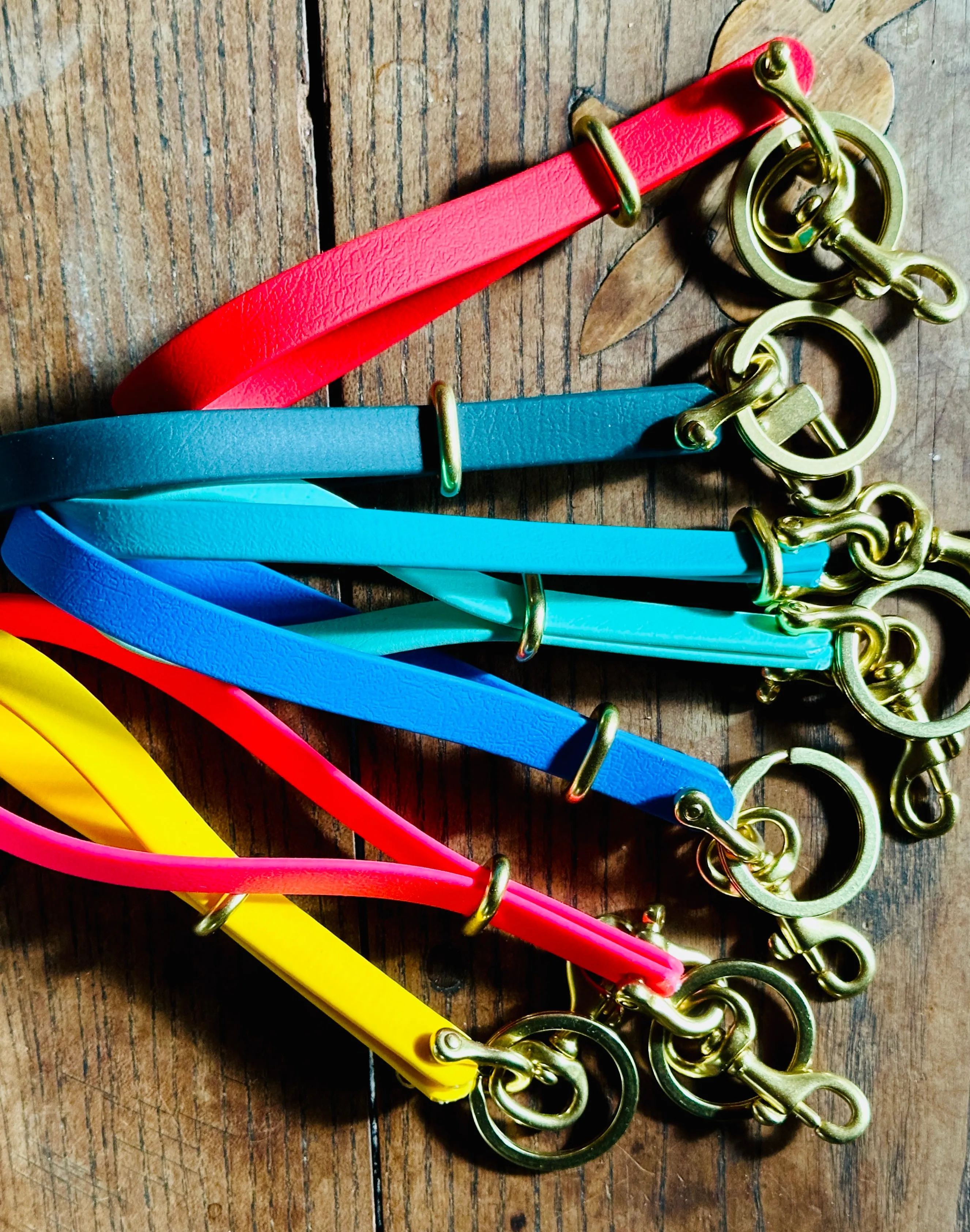 Never Lose Your Keys Again! Sporty Biothane Clip-On Wearable Wristlet Keychain, Waterproof Wristlet Keychain, Wearable Keychain w/Shackle, Bolt Snap   Keeper