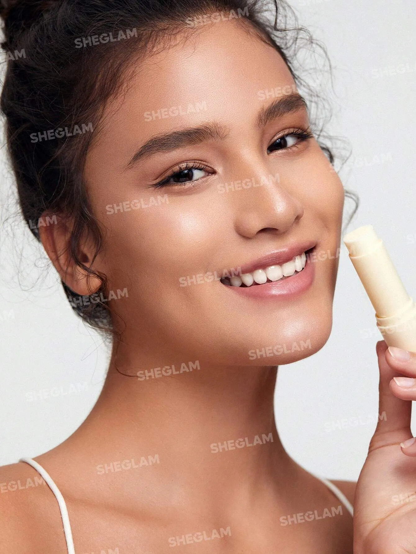SHEGLAM Hydrating Stick Portable Moisturizing Balm Stick Hydrating Makeup Primer Face Skin Care Black Friday Winter Gifts Moisturizer